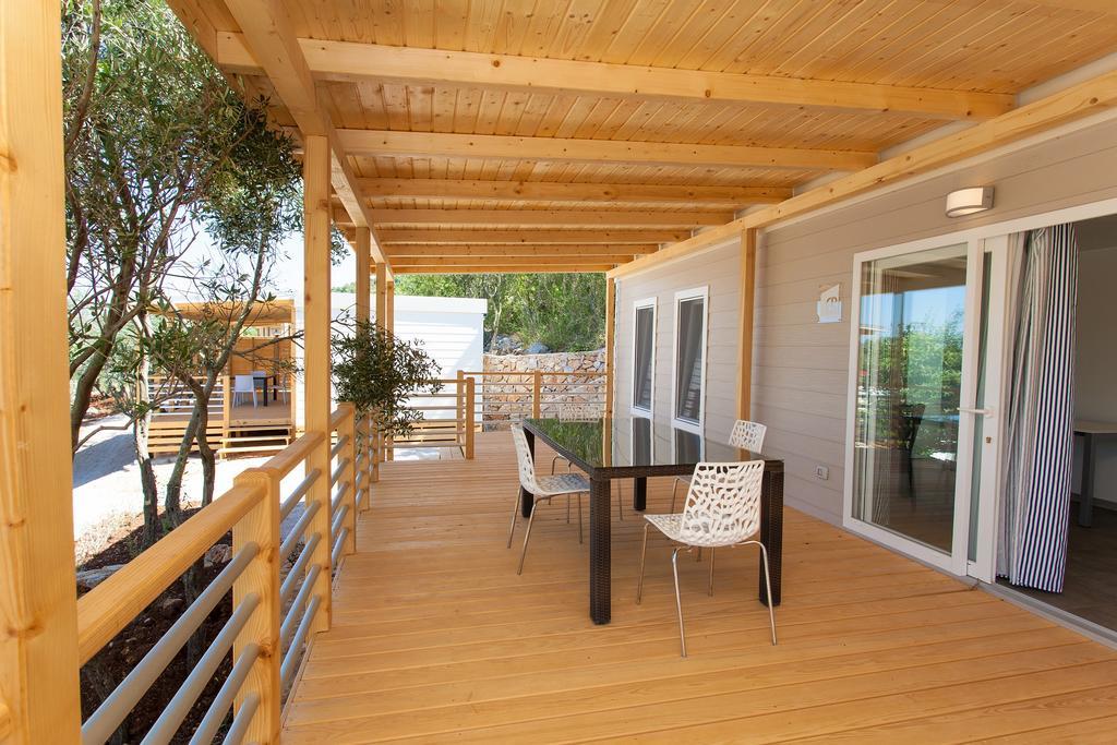 Mobile Homes And Apartments St,Denis Punat Extérieur photo