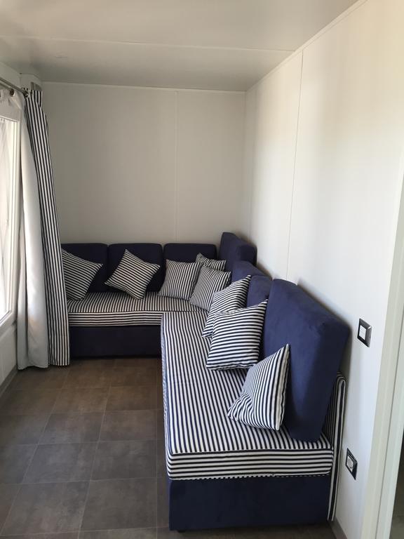 Mobile Homes And Apartments St,Denis Punat Extérieur photo